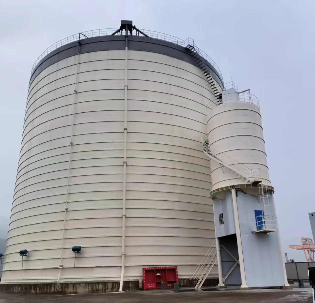 禄丰10万吨水泥钢板库